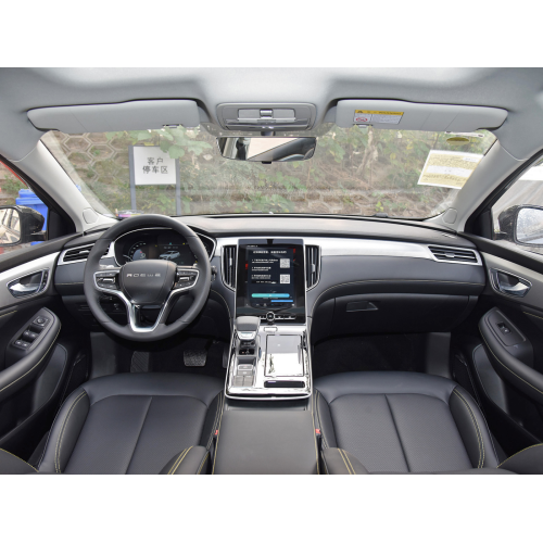 2022 New White Petrol Car Reowe i6 Max Car Sedan 210 km/h Max Speed 5.9 L Low Fuel Consumption 360 Degree Camera